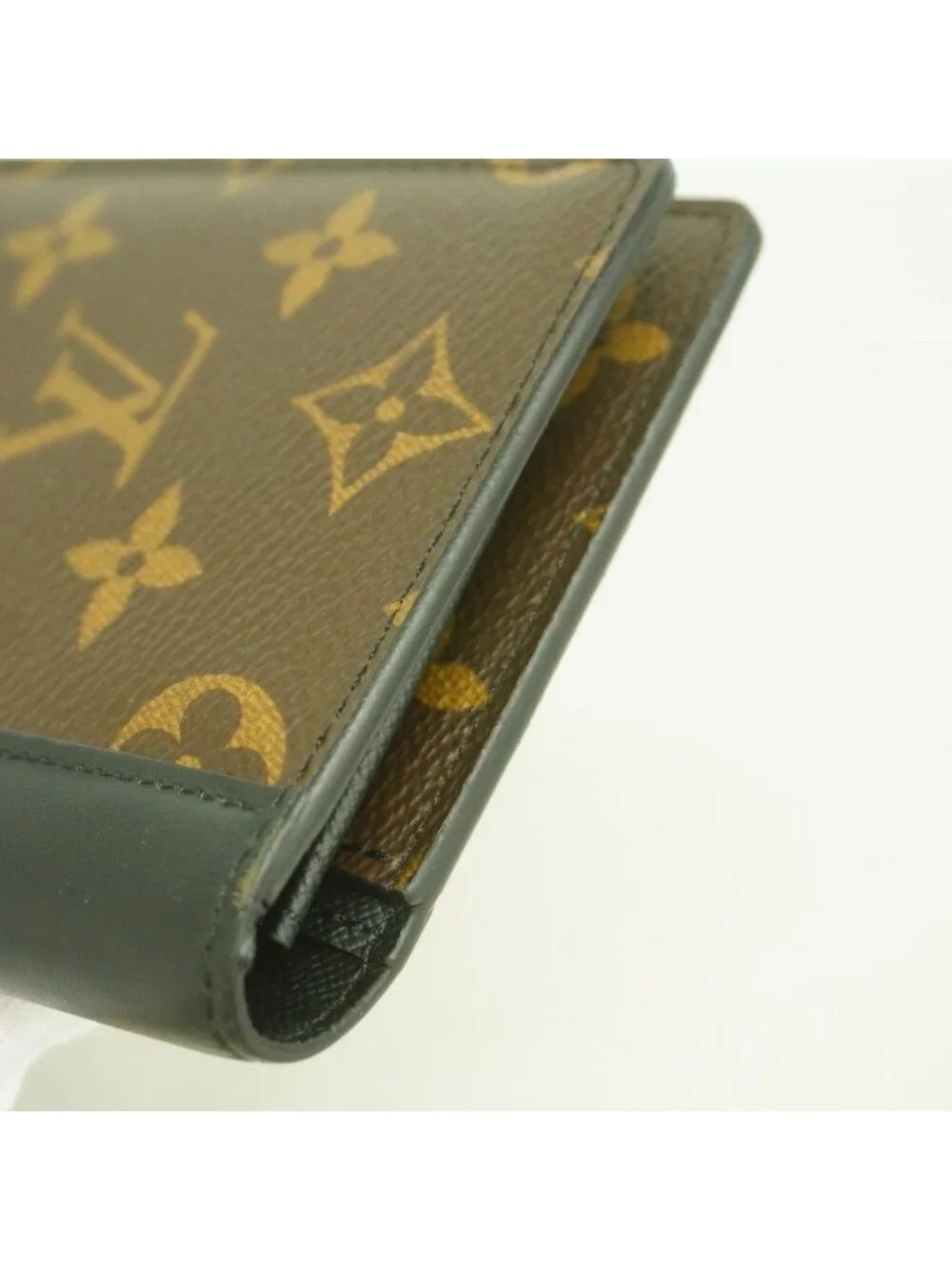 Louis Vuitton Wallet Monogram Macassar Portefeuille Brazza Brown Black
